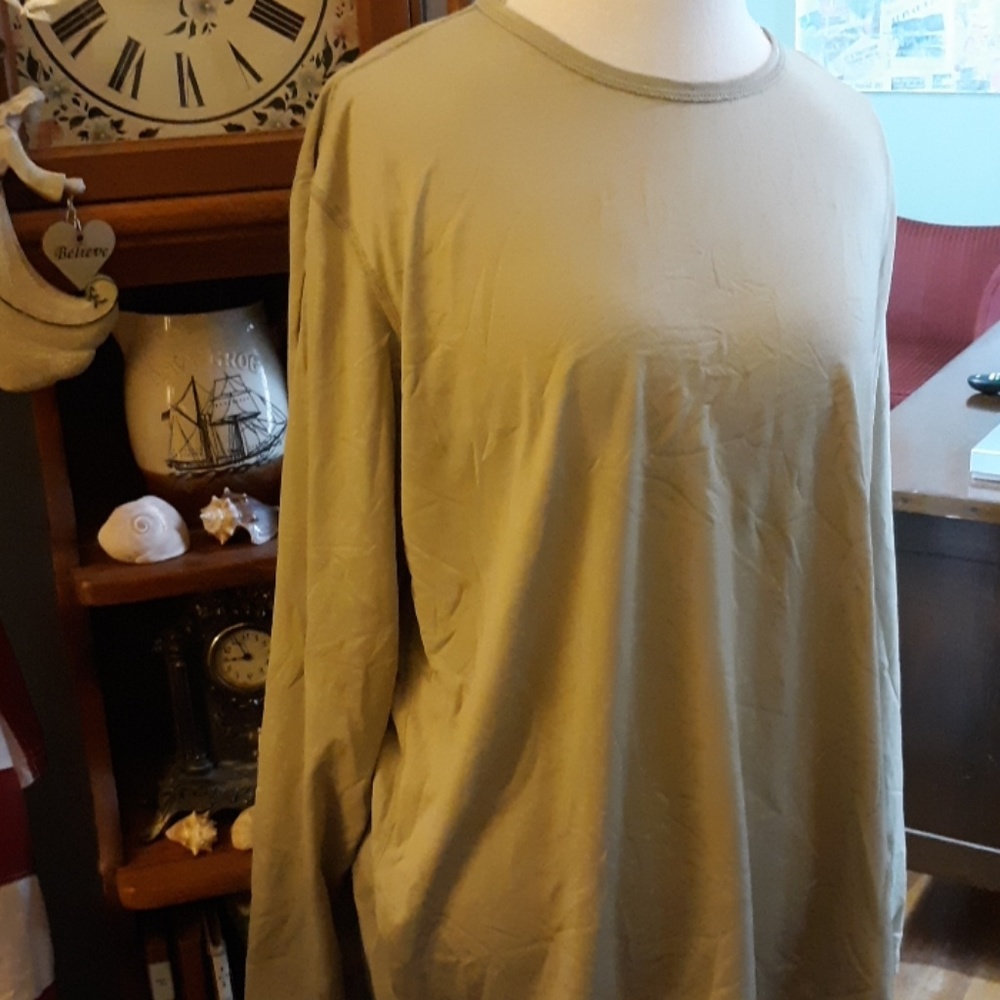 Gen III. U.S. Army thermal top. NWOT. Military.